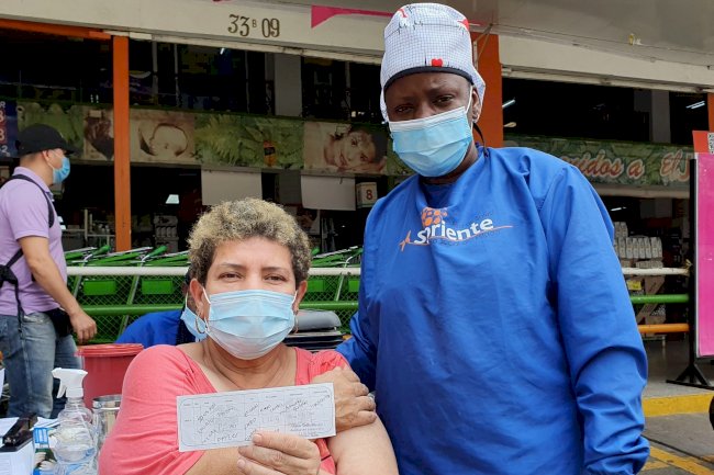 ¡Adiós tapabocas al aire libre! Cali alcanzó la meta del 70% en esquemas completos contra el covid-19