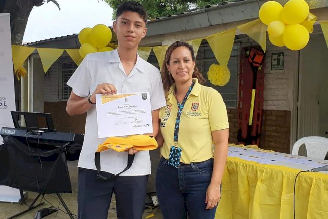 Jóvenes al servicio de los jóvenes